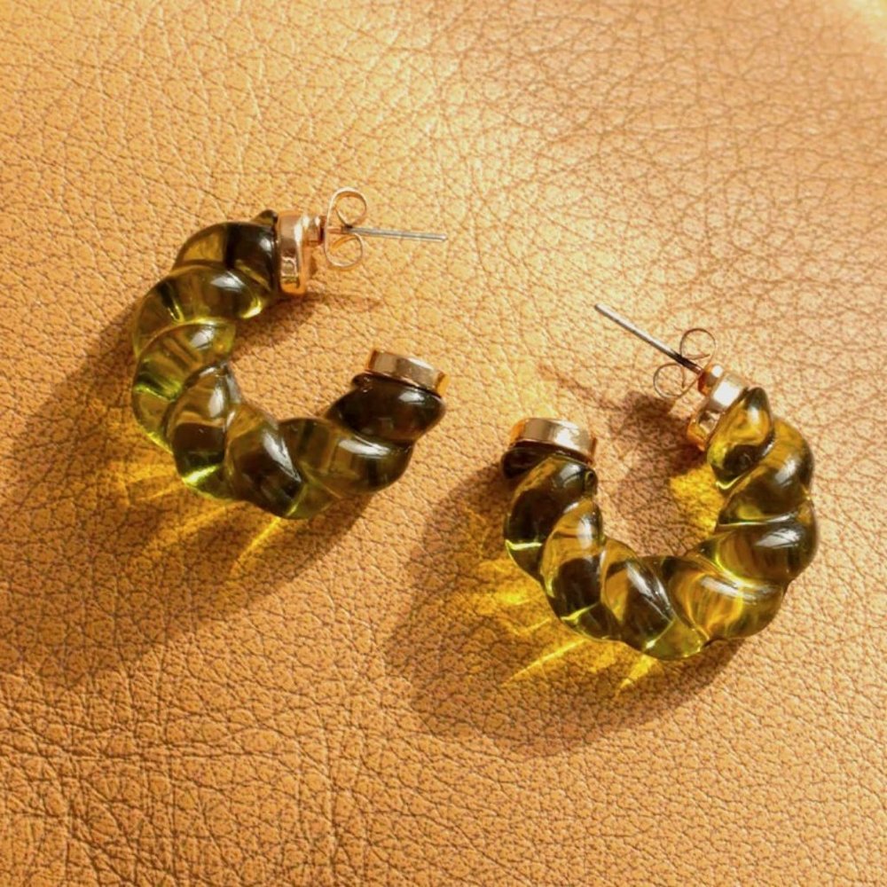 Emma & Chloe Ivana Earrings Retro Acrylic Hoops